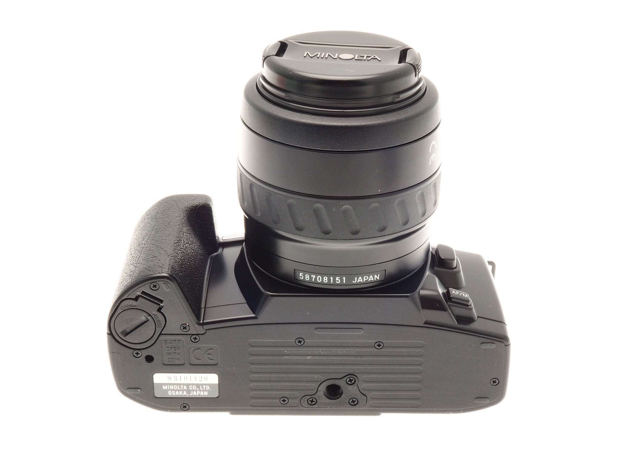 Minolta Dynax 303Si + 35-70mm f3.5-4.5 AF