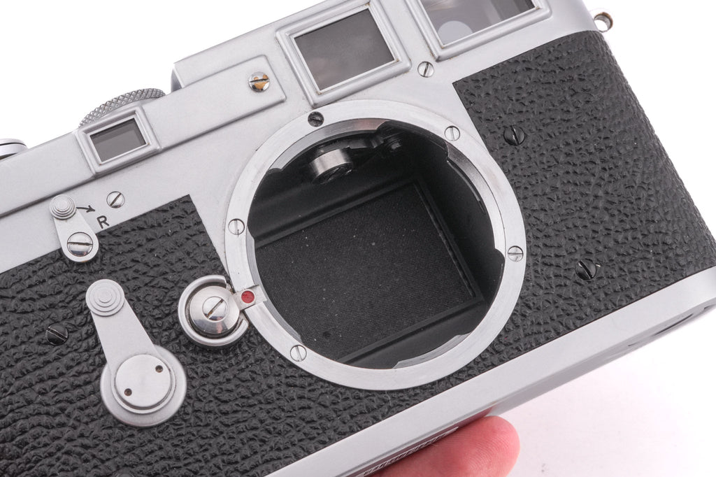 Leica M3 (Double Stroke) (IGEMO / 10150)