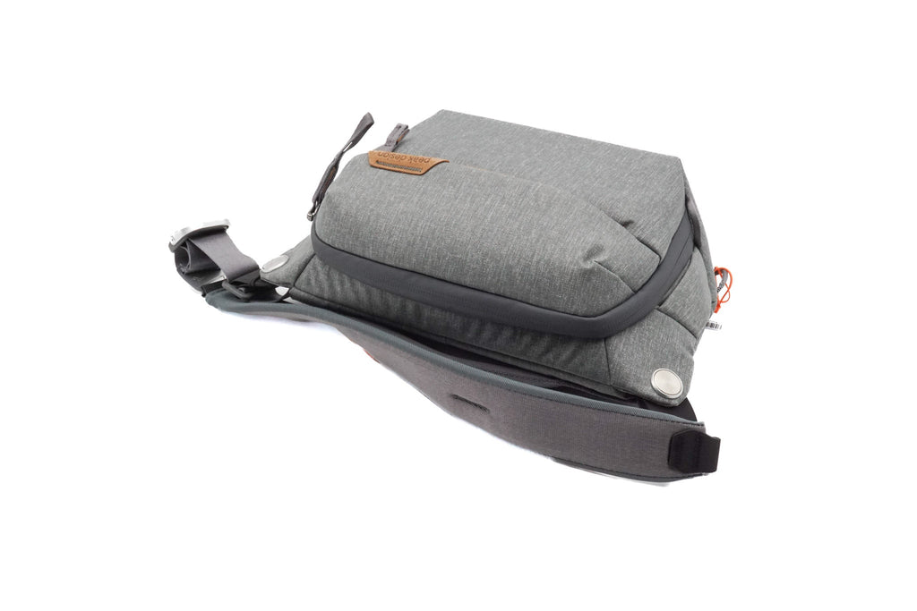 Peak Design Everyday Sling 3L V2