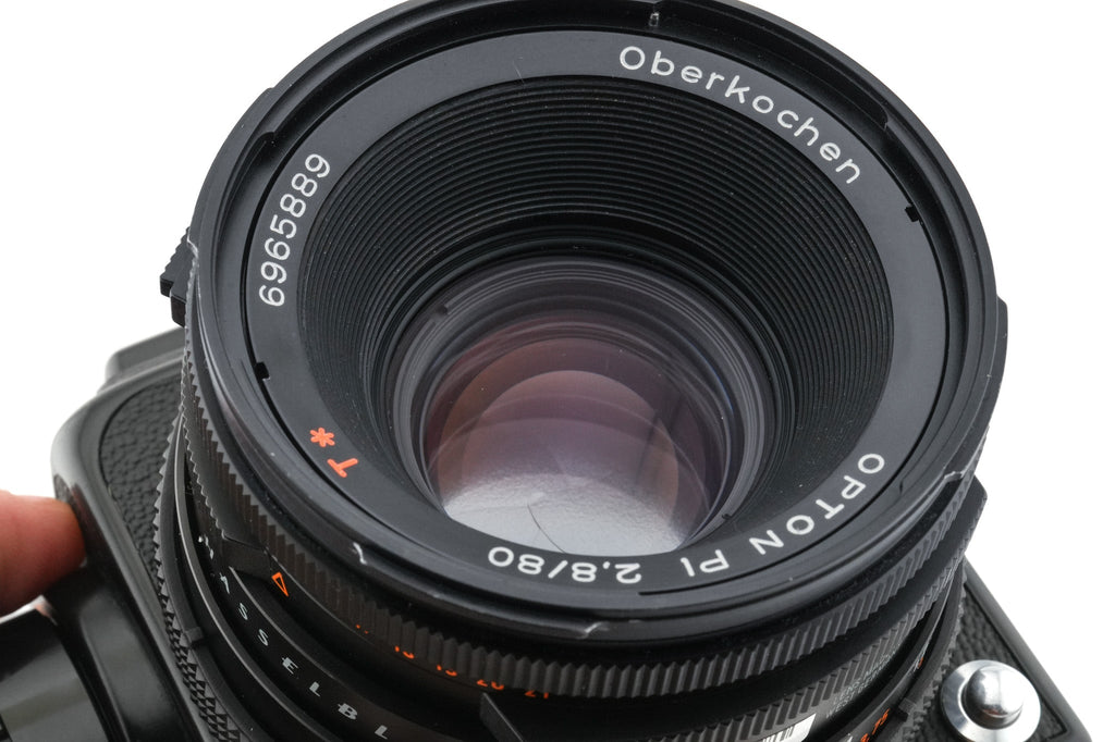 Hasselblad 500C/M (10022 / 10170) + A12 Film Magazine (30147, Black) + Waist Level Finder (Old / Black, 42277) + 80mm f2.8 Opton PL T* CF