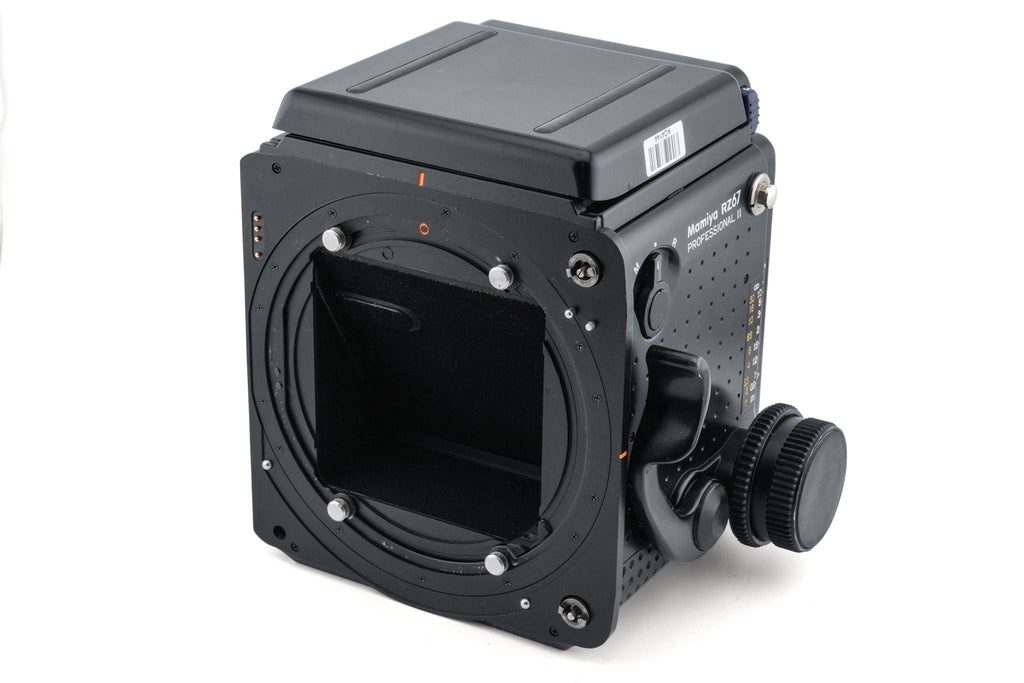 Mamiya RZ67 Professional II + 110mm f2.8 Sekor Z + 120 6x7 Roll Film Holder Professional II + Waist Level Finder
