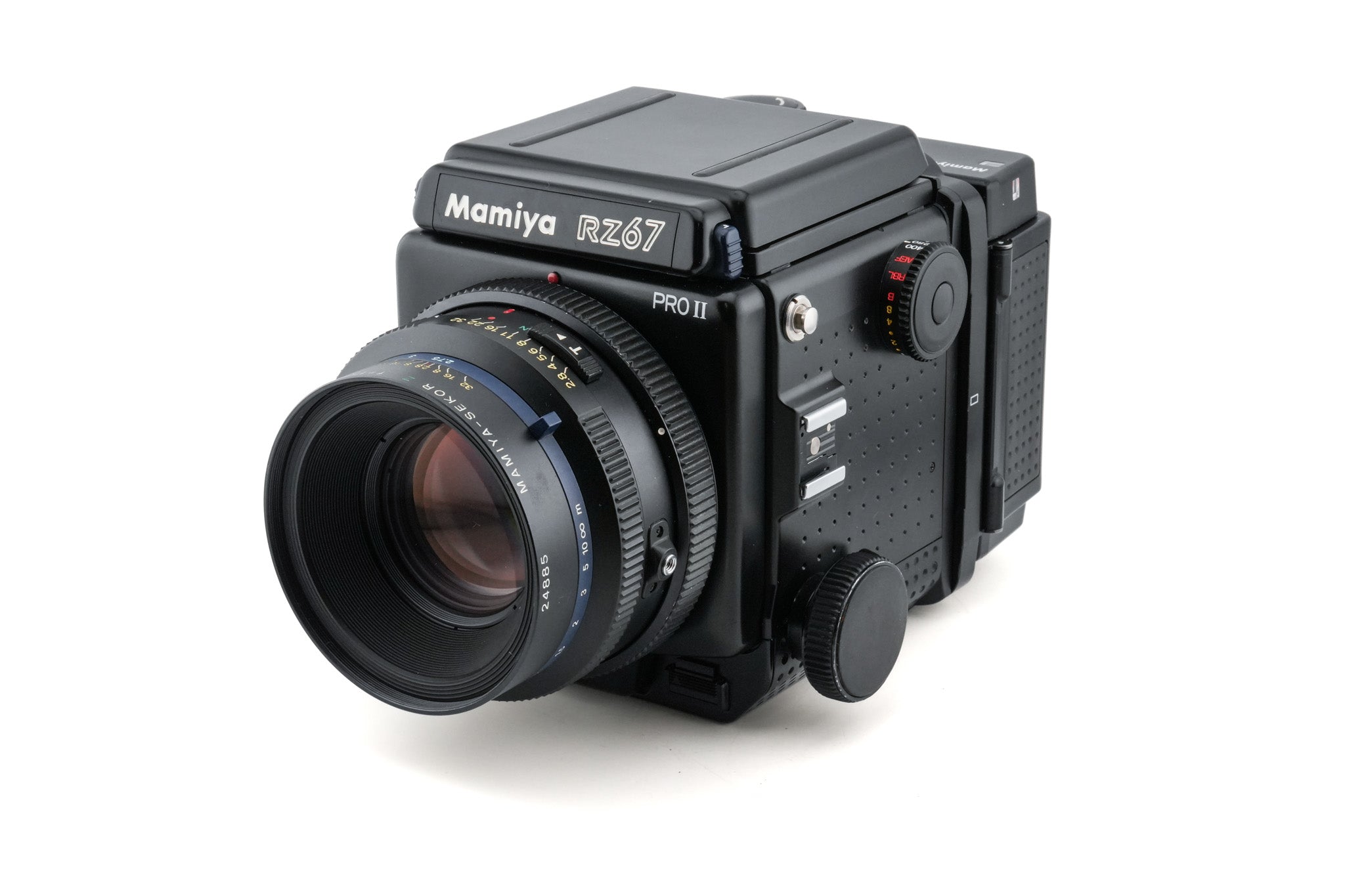 Mamiya RZ67 Professional II + 110mm f2.8 Sekor Z + 120 6x7 Roll Film Holder Professional II + Waist Level Finder