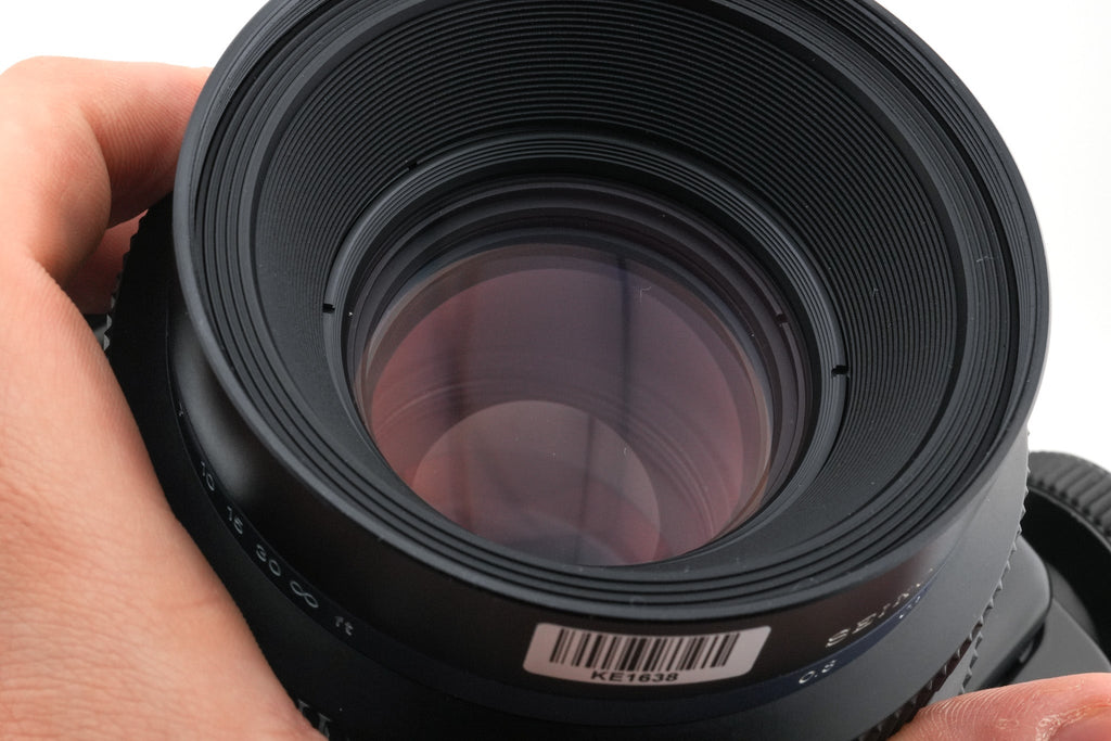 Mamiya RZ67 Professional II + 110mm f2.8 Sekor Z + 120 6x7 Roll Film Holder Professional II + Waist Level Finder