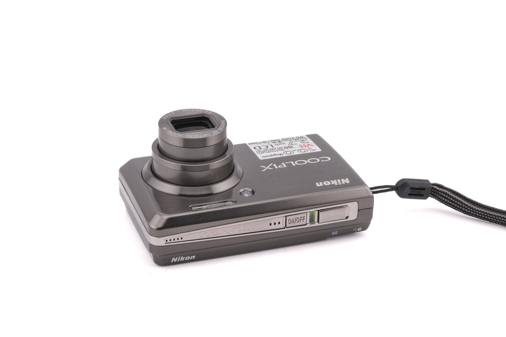Nikon Coolpix S600