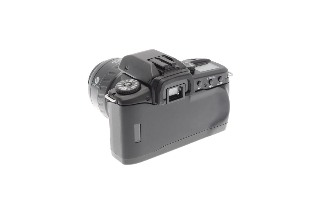 Minolta Dynax 60 + 35-70mm f3.5-4.5 AF