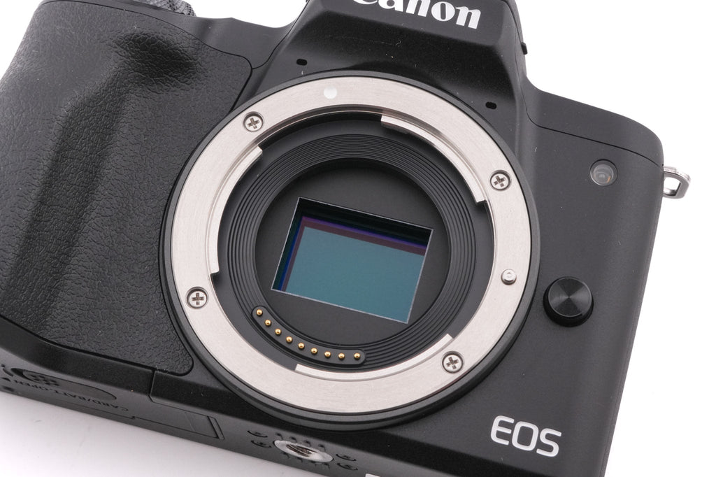 Canon EOS M50