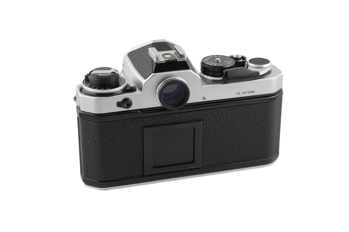 Nikon FE