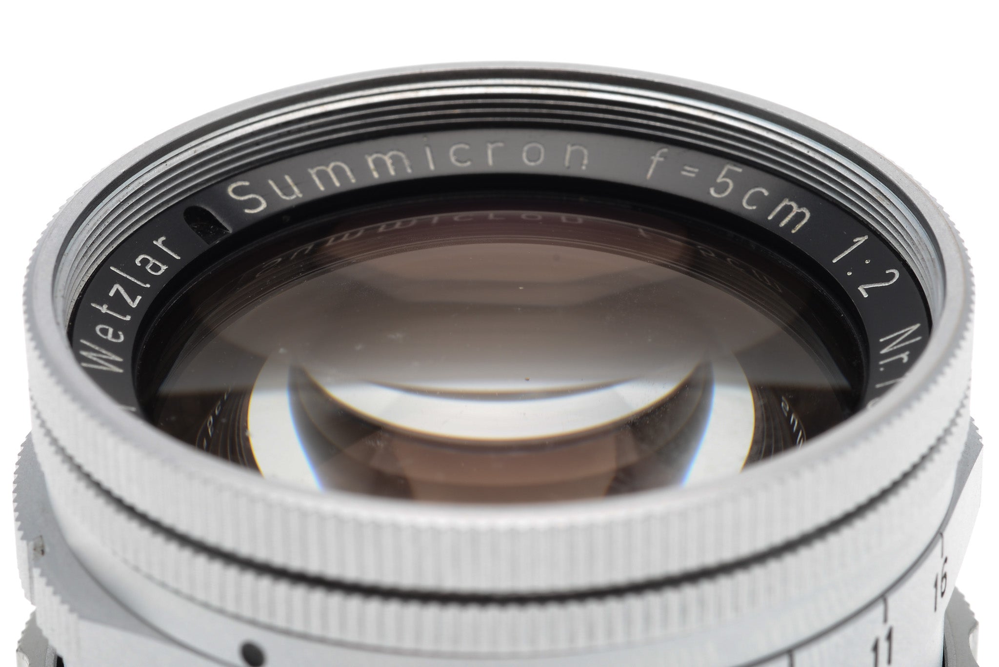 Leica 50mm f2 Summicron (Type I) + Lens Hood (IROOA / 12571)