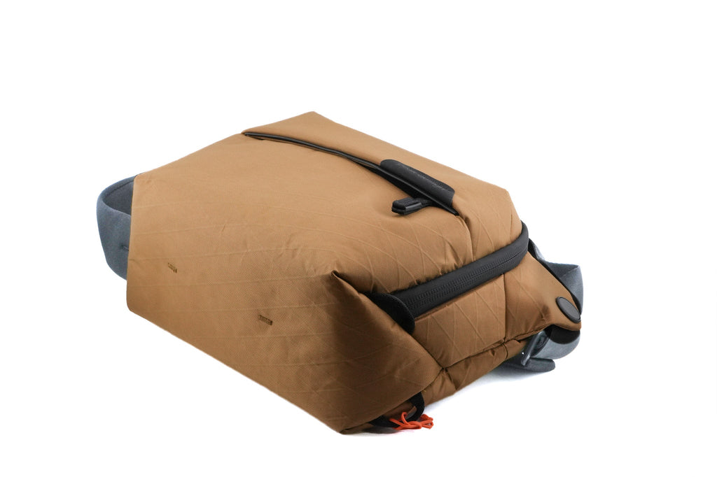 Peak Design Everyday Sling 3L v2